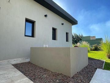 Casa en  Fincas Golf