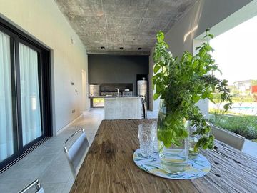Casa en  Fincas Golf