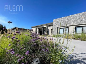 Casa en  Fincas Golf