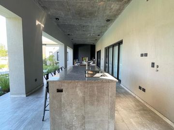 Casa en  Fincas Golf