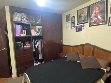 CASA EN VENTA SANTA CLARA, EN ESQUINA, CUENTA CON LOCALES.