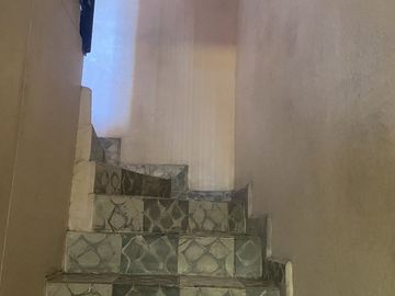 CASA EN VENTA SANTA CLARA, EN ESQUINA, CUENTA CON LOCALES.