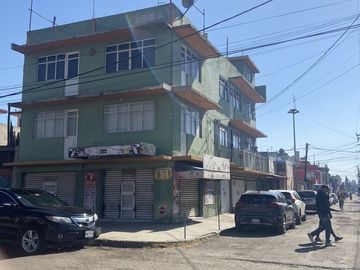 CASA EN VENTA SANTA CLARA, EN ESQUINA, CUENTA CON LOCALES.