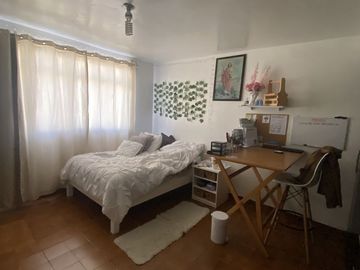 CASA EN VENTA SANTA CLARA, EN ESQUINA, CUENTA CON LOCALES.