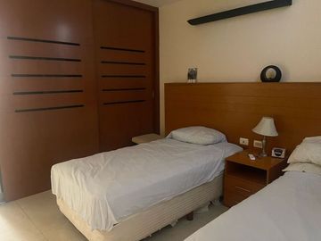 | Preciosa casa amueblada, en venta. |