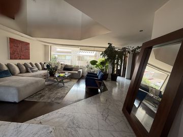 Se Renta Casa en condominio en Parques de la Herradura
