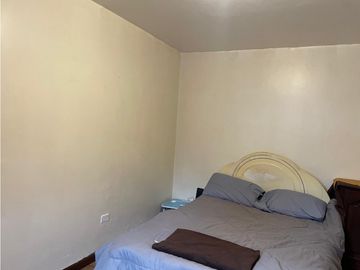 Villaflora, Casa  y 2 Locales en Venta, 280m2, 8 Habitaciones