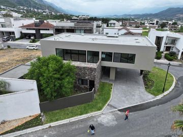 Casa en Venta Residencial y Club de Golf La Herradura