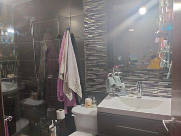 Casa en Venta, 4 recamaras en el Refugio, 5 minutos de la Anahuac
