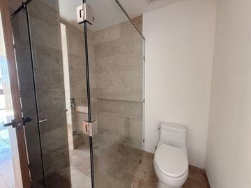 Departamento de 3 recámaras en venta con amenidades en Villas del Sol, Mérida.