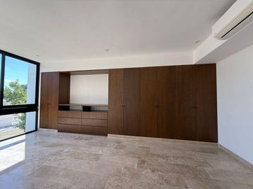 Departamento de 3 recámaras en venta con amenidades en Villas del Sol, Mérida.