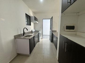 Venta Casa 2 Recámaras, Piscina Grand Santa Fe, Caucel Mérida