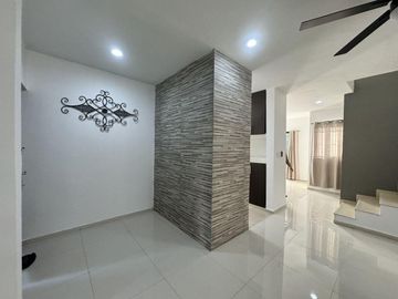 Venta Casa 2 Recámaras, Piscina Grand Santa Fe, Caucel Mérida