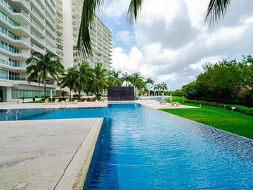 Departamento PH en Venta en Sky, Puerto Cancún, Cancún