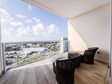 Departamento PH en Venta en Sky, Puerto Cancún, Cancún