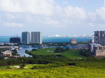 Departamento PH en Venta en Sky, Puerto Cancún, Cancún
