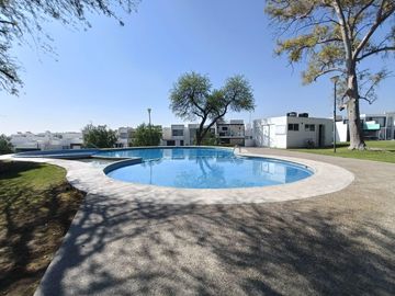 Casa de 1 piso en Venta Residencial Bosque Sereno Coto Couvet