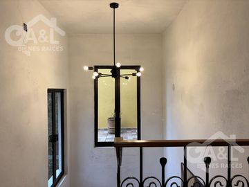 Residencia Venta  Fraccionamiento Lomas de Providencia