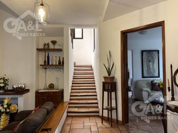 Residencia Venta  Fraccionamiento Lomas de Providencia