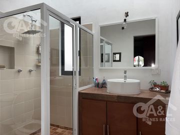 Residencia Venta  Fraccionamiento Lomas de Providencia