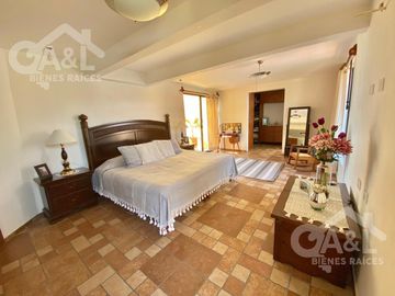 Residencia Venta  Fraccionamiento Lomas de Providencia