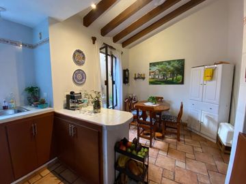 Residencia Venta  Fraccionamiento Lomas de Providencia