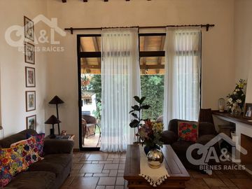Residencia Venta  Fraccionamiento Lomas de Providencia