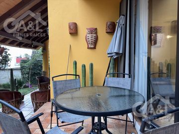 Residencia Venta  Fraccionamiento Lomas de Providencia