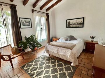 Residencia Venta  Fraccionamiento Lomas de Providencia