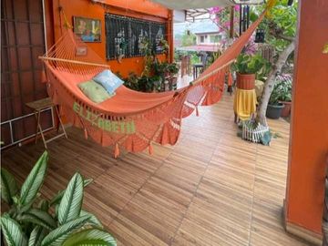 Venta de Casa Unifamiliar dos niveles en Betania.Cod-J257
