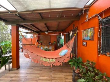 Venta de Casa Unifamiliar dos niveles en Betania.Cod-J257