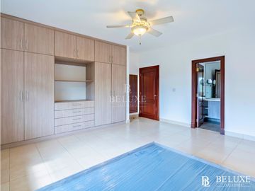 EN VENTA CASA EN RESIDENCIAL COSTA DE LAS PERLAS, COSTA DEL ESTE (2)