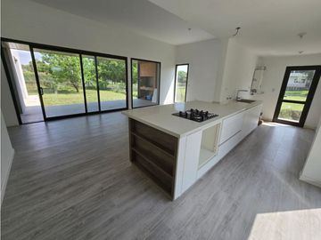 VENTA CASA EN VALLE DEL GOLF MALAGUEÑO