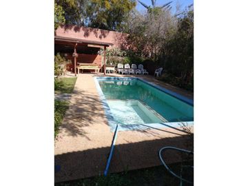 Hermosa y amplia casa en condominio Los Pitigues, Algarrobo
