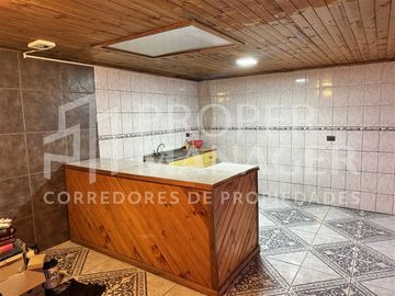 Casa en Venta en Casa 3D-1B + Estacionamiento Lomas de Oriente