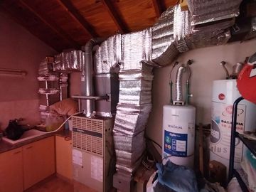 Alquiler espléndida casa, quincho, pileta Banfield