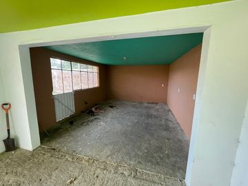 VENTA DE CASA CON TERRENO