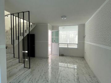 VENTA DE CASA EN FRACC PRIVADO
