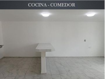 VENTA DE CASA CON 3 ACCESORIAS