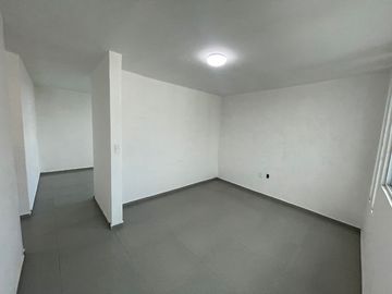 VENTA DE CASA CON 3 ACCESORIAS