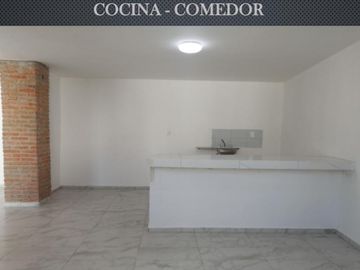 VENTA DE CASA CON 3 ACCESORIAS