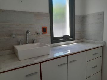 DEPARTAMENTO A ESTRENAR EN VENTA 2 DORM.GODOY CRUZ