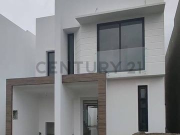Venta casa de estreno, vía Salitre.