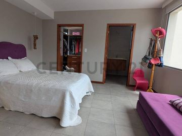 VENTA CASA NAYON SECTOR TACURI