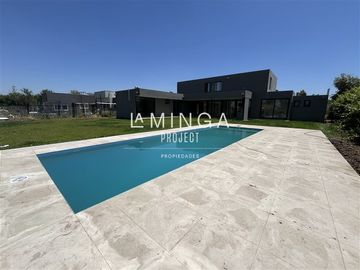 Casa en Venta en Las Brisas de Chicureo