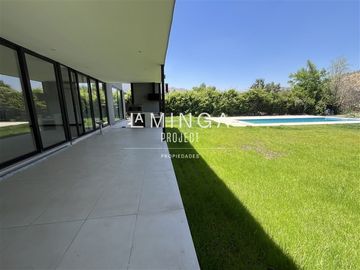 Casa en Venta en Las Brisas de Chicureo