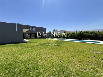Casa en Venta en Las Brisas de Chicureo