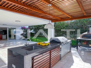 Casa en sector de La Viña, 3 habitaciones completas