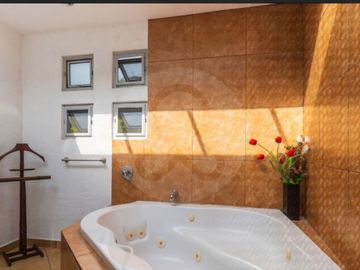 Casa en venta en Mártires de Chicago
