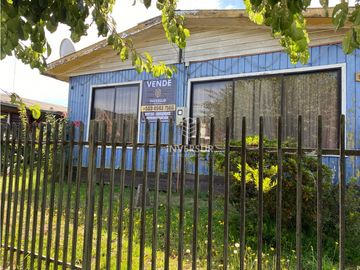 CASA CON AMPLIO TERRENO AL LADO TERMINAL DE BUSES RIO BUENO
